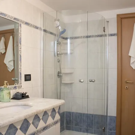 Apartment Ampio E Comodo - Netflix, Wi-fi Genoa