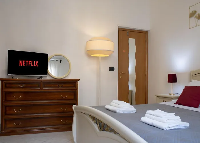 Ampio E Comodo - Netflix, Wi-fi شقة جنوة